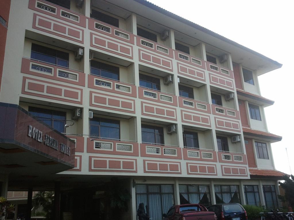 Отель Jepara Indah Номер фото