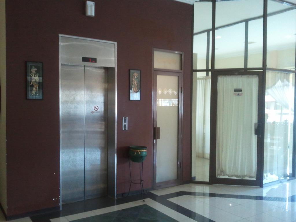 Отель Jepara Indah Экстерьер фото