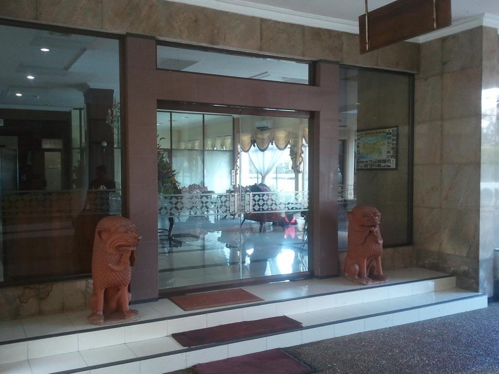 Отель Jepara Indah Экстерьер фото